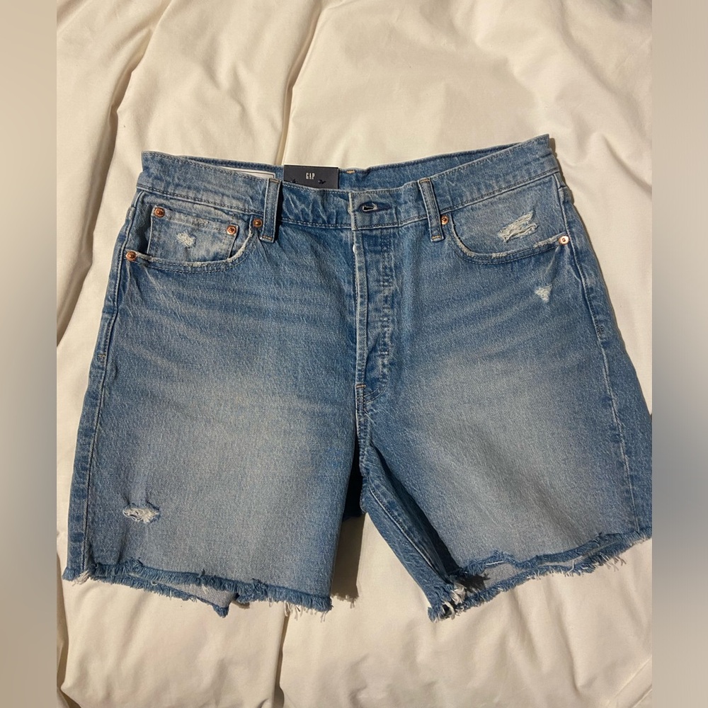GAP 6” Denim Shorts